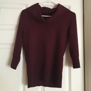 Banana Republic maroon turtleneck sweater