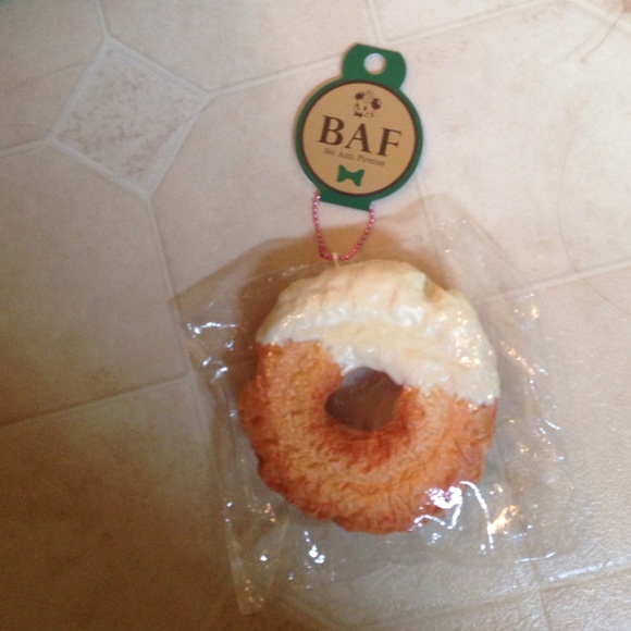 BAF Bagel! Tag and original packaging never opened