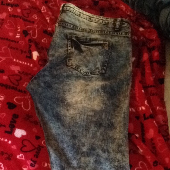 ❌SOLD ON MERCARI❌ 😌Stone washed ripped jeans😌 - Picture 3 of 3