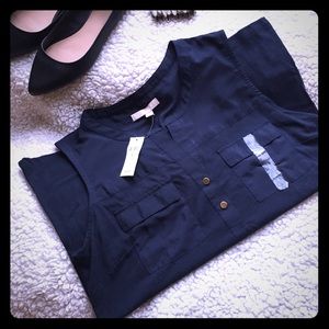 Banana Republic Dressy Collared sleeveless blouse