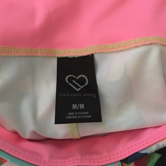 Sports wear2pieces(finalsale) - Picture 2 of 4