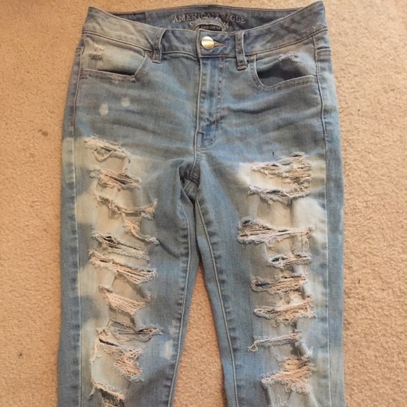 American eagle distressed jeans with holes