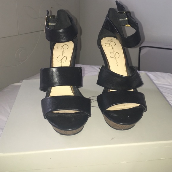 Jessica Simpson wedges