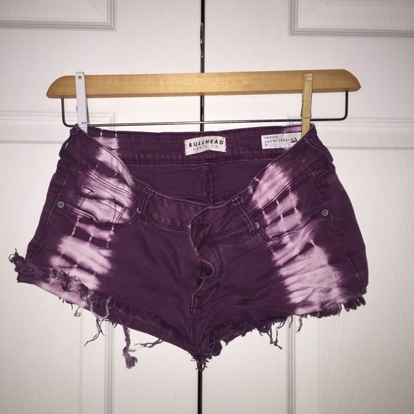 Bullhead tie dye Jean shorts