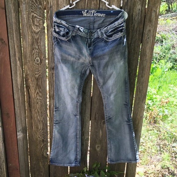 Size 13 Wallflower Jeans