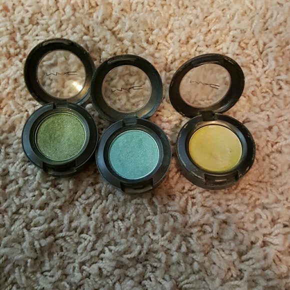 MAC eyeshadow