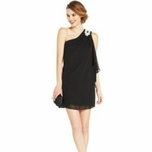 One shoulder jeweled Dress