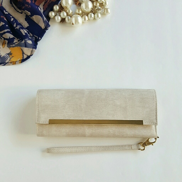 Wristlet/Clutch - Ivory and Gold