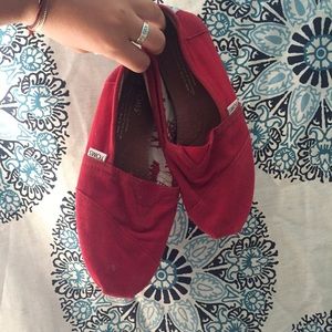 Red Toms