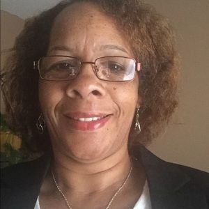 Meet your Posher, Jacqueline