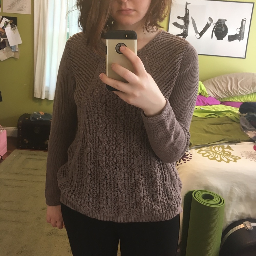 Brown/ tan sweater