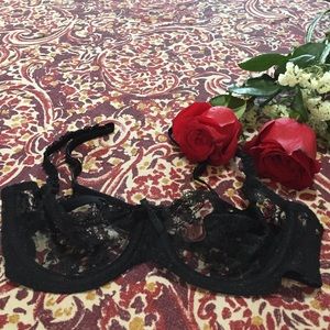 Black lace bra