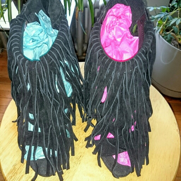 Fringe suede flirty heels - Picture 4 of 4