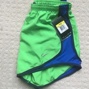 NWT women's Nike shorts