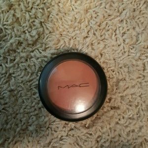 MAC blush
