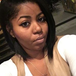 Meet your Posher, Diamond