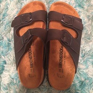 Fake Birkenstocks!