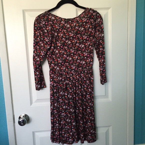 Forever 21 flower print dress - Picture 2 of 3