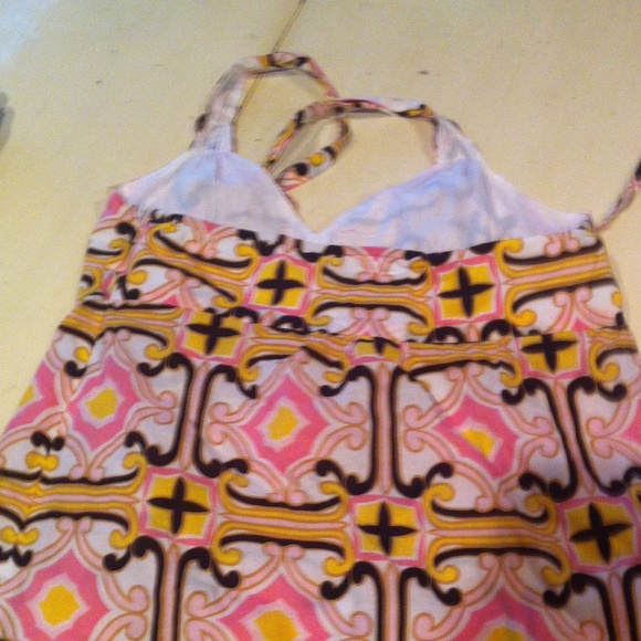 Halter top - Picture 3 of 3