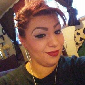 Meet your Posher, Annjelica