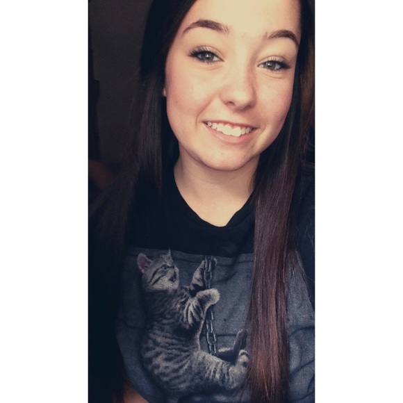 Meet your Posher, Kyra