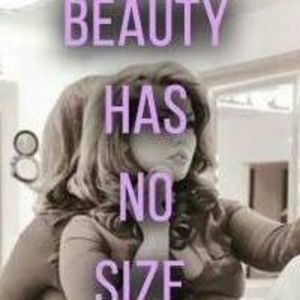 Meet your Posher, Monica