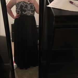 Prom/homecoming dress