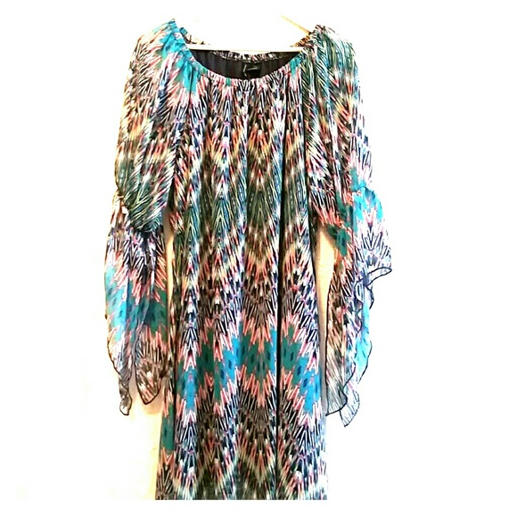 New Directions Geometric Flowy Dress