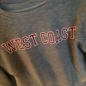 🌟FINAL PRICE!! NWOT!!🌟West Coast cropped shirt