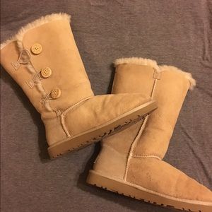 Size 4 Tall UGGs