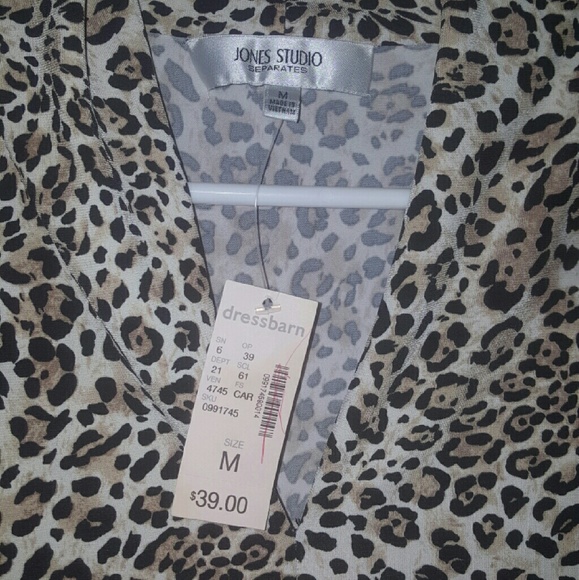 Tops - Picture 2 of 2