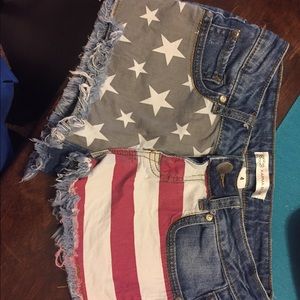 Size 4 American flag shorts