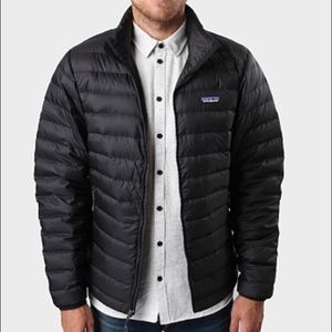 ISO MENS BLACK DOWN SWEATER PATAGONIA SIZE LARGE