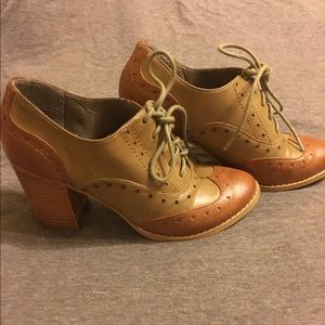 Brown chunky heel mule