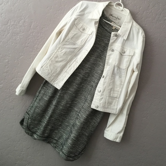 Cute grey t shirt dress ! Never worn !