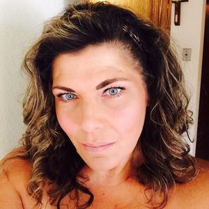 Meet your Posher, Jeanie brad