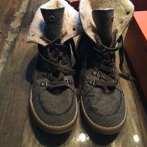 Rocket dog short boots grey size 8