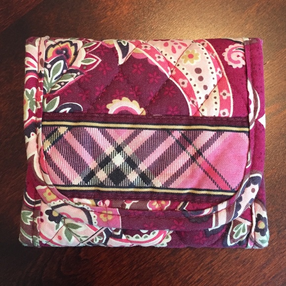 ✨ Vera Bradley wallet
