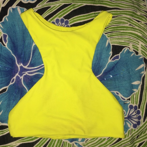 Mikoh top