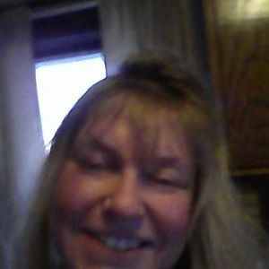 Meet your Posher, Connie