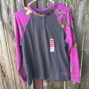NWT Purple Mossy Oak Henley