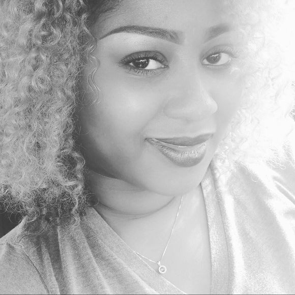 Meet your Posher, Dama - Picture 1 of 1