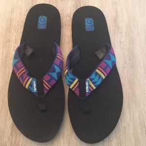 Teva Flip Flops New Size 9