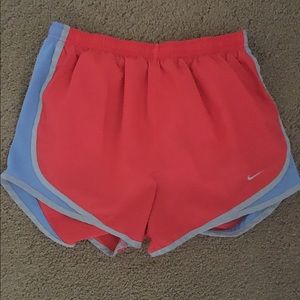 NIKE dri-fit tempo shorts