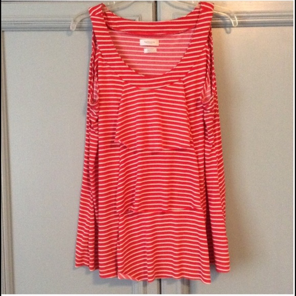 Cute ruffle tank