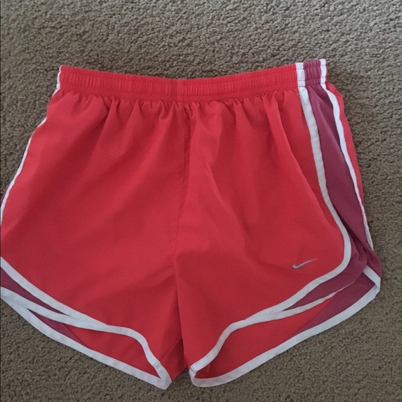 NIKE dri-fit tempo shorts
