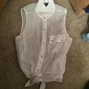Blouse sleeveless top