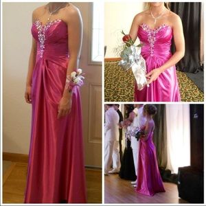 Fuschia prom dress! Size six! Make an offer