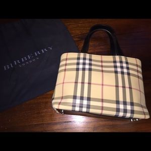 Burberry Nova check tote