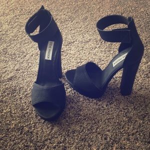 Brand new Steve Madden heels, never worn.